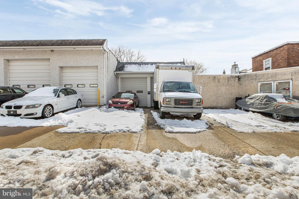 Photo of 701 Spring Mill Avenue, CONSHOHOCKEN, PA 19428 (MLS # PAMC2167080)