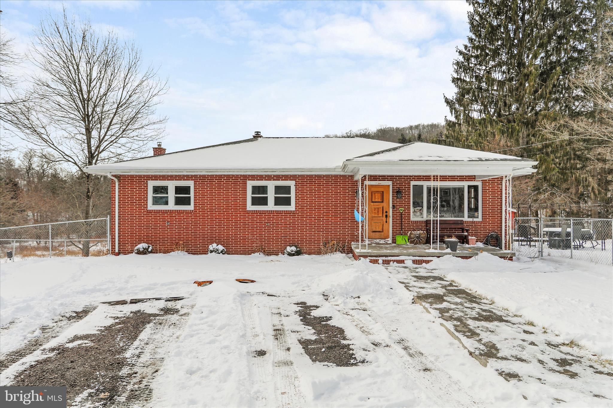 107 SHADE HOLLOW ROAD