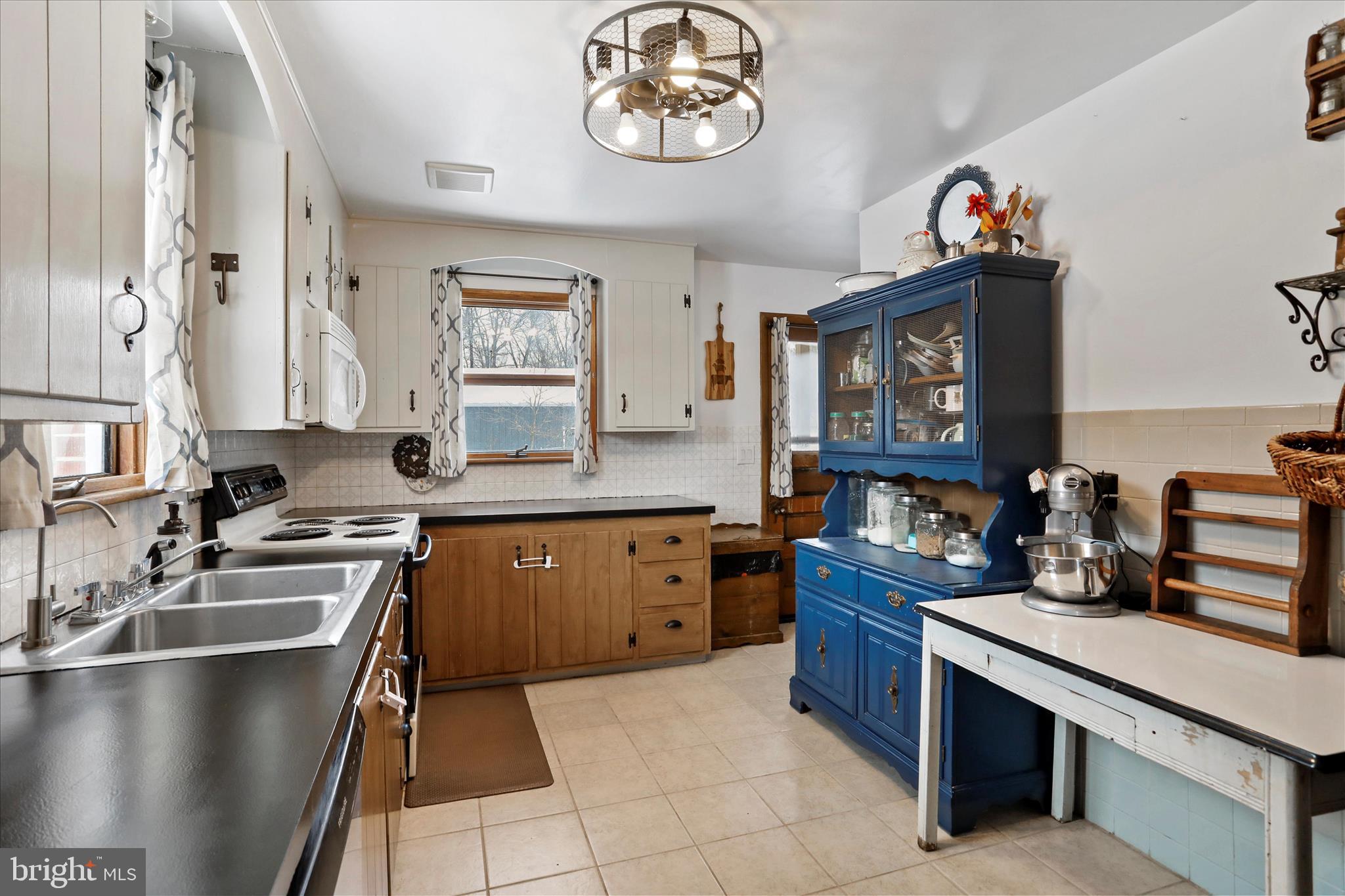 GRANTSVILLE - Residential