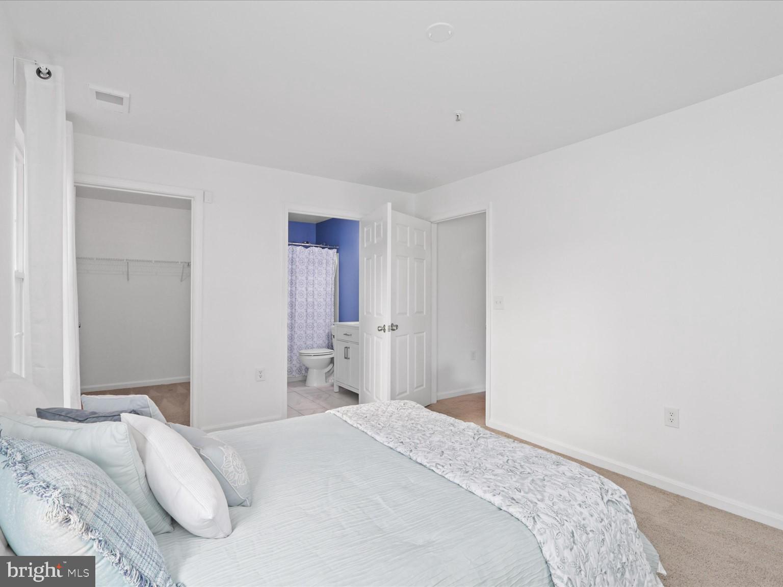 SUMMERHOUSE CONDO - Residential