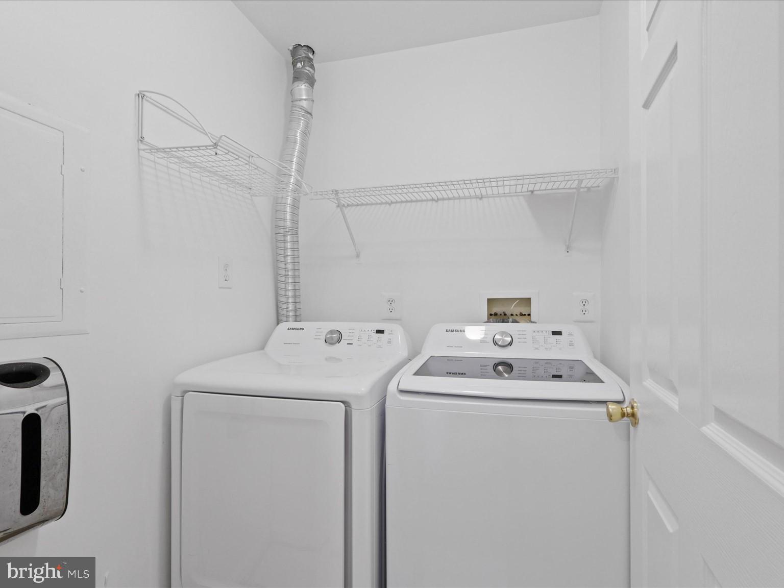 SUMMERHOUSE CONDO - Residential