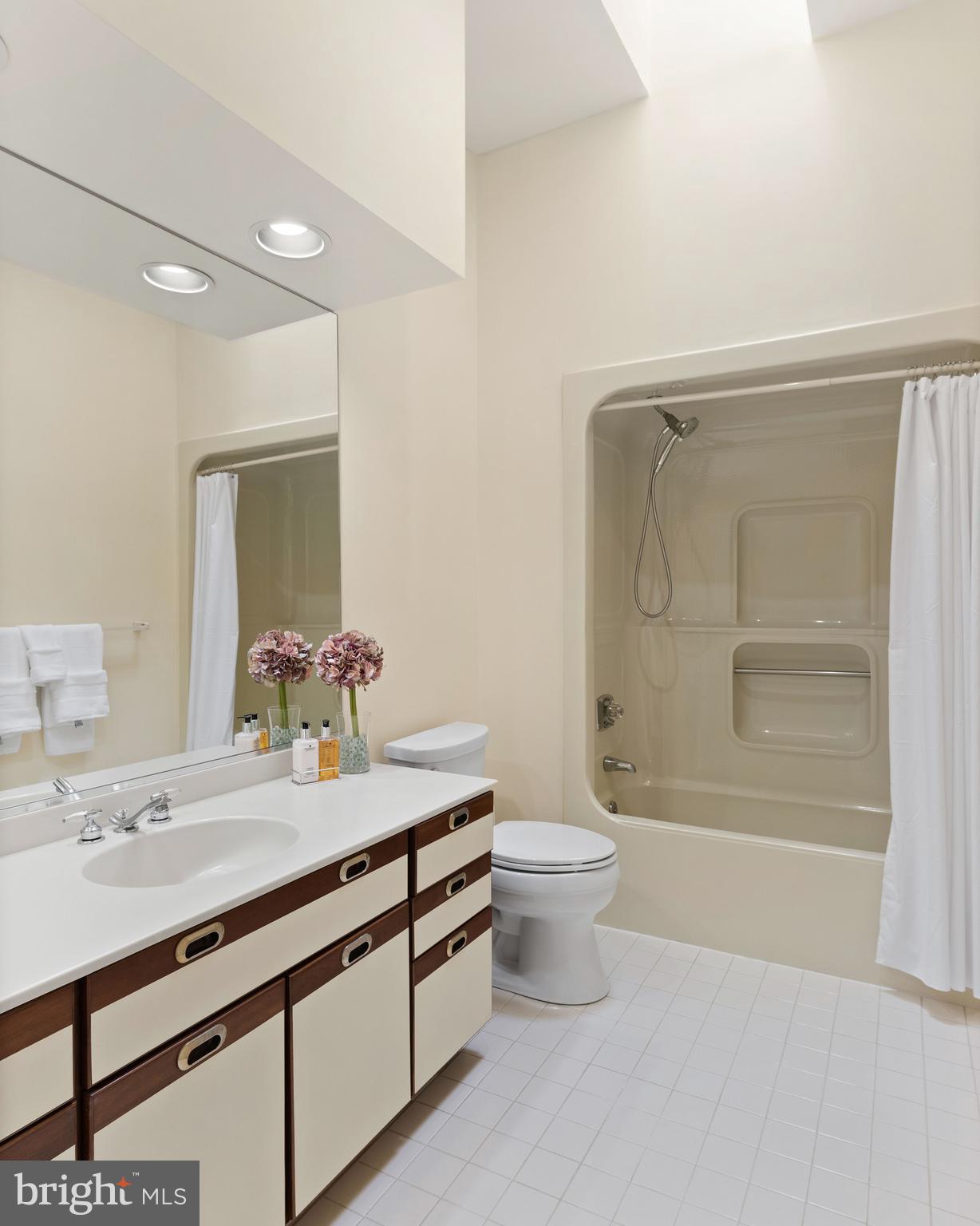 WATERGATE - Residential