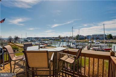 BAYSIDE - Residential