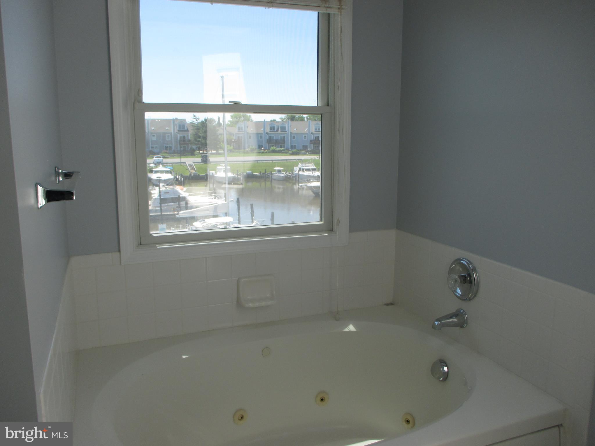 BAYSIDE - Residential