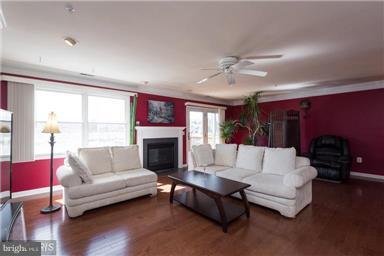 BAYSIDE - Residential