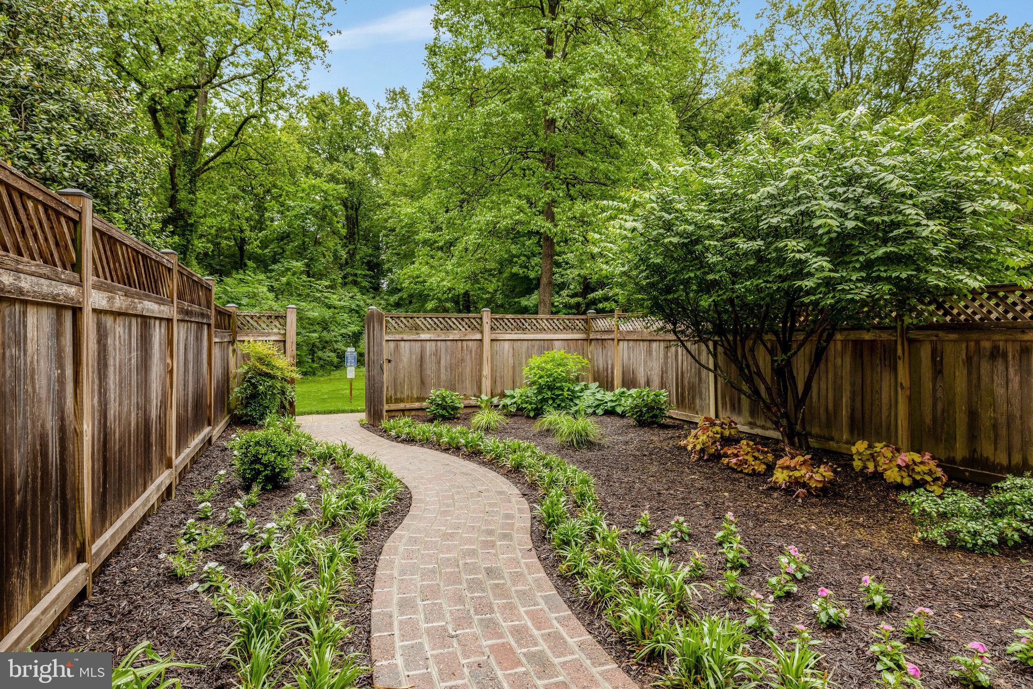 STONELEIGH - Residential