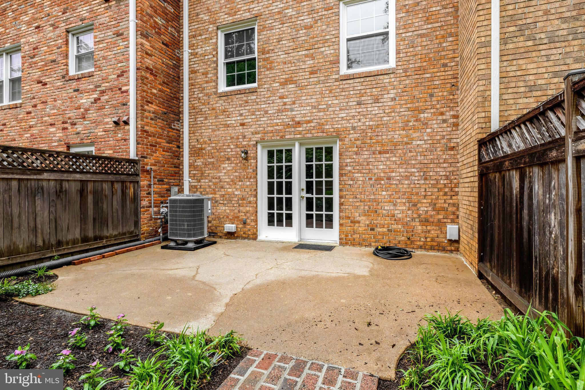 STONELEIGH - Residential