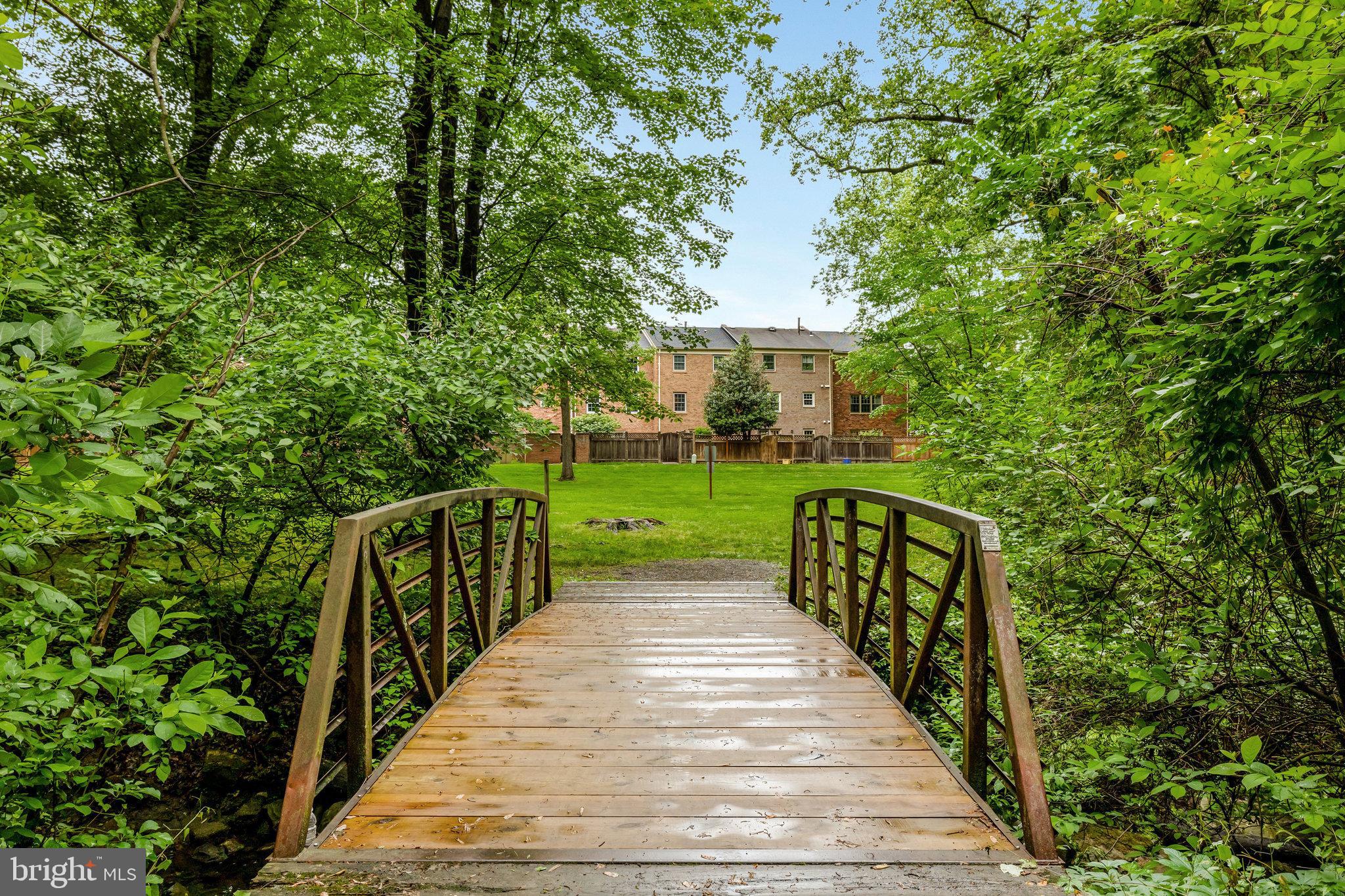 STONELEIGH - Residential