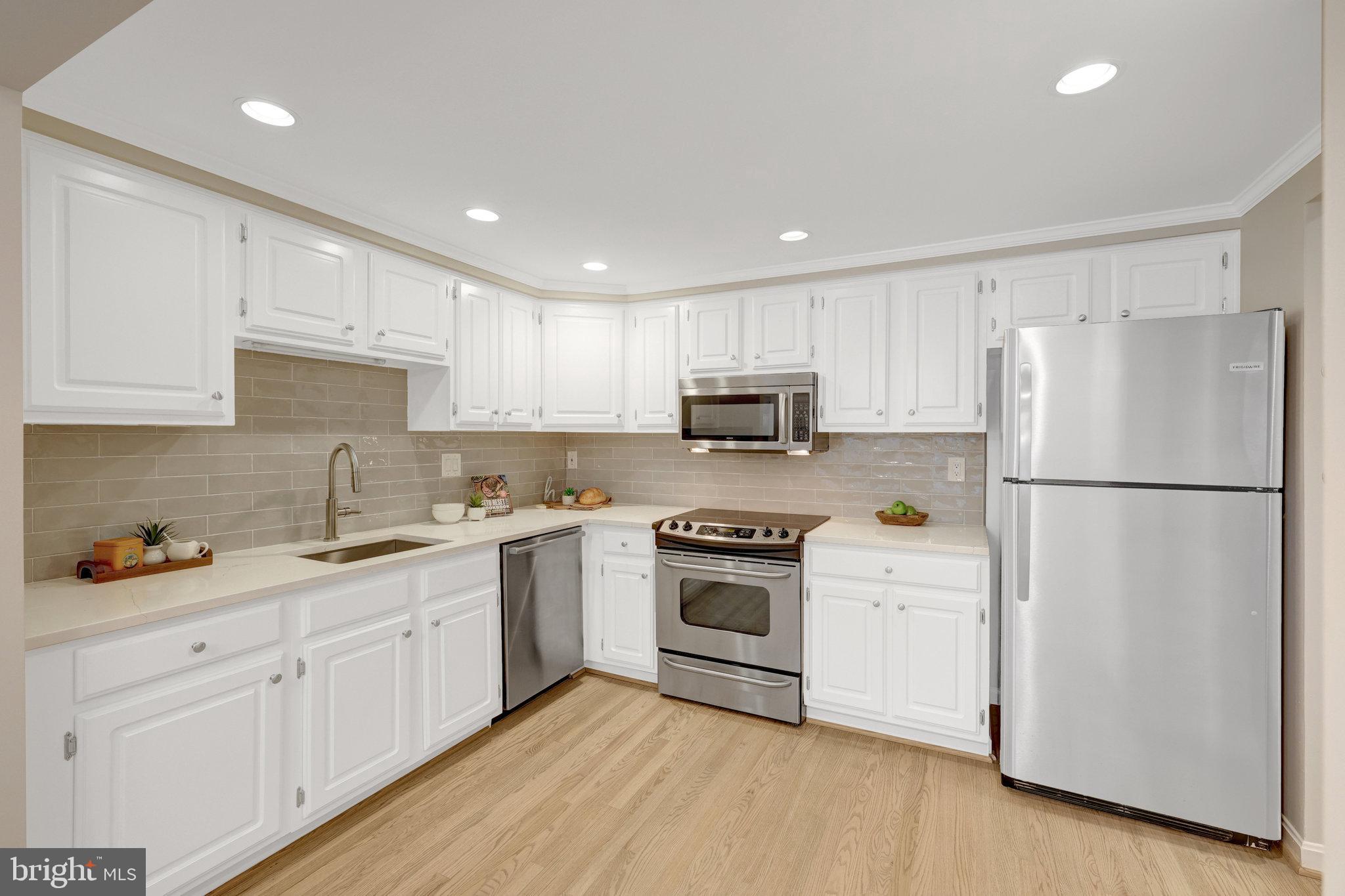 STONELEIGH - Residential