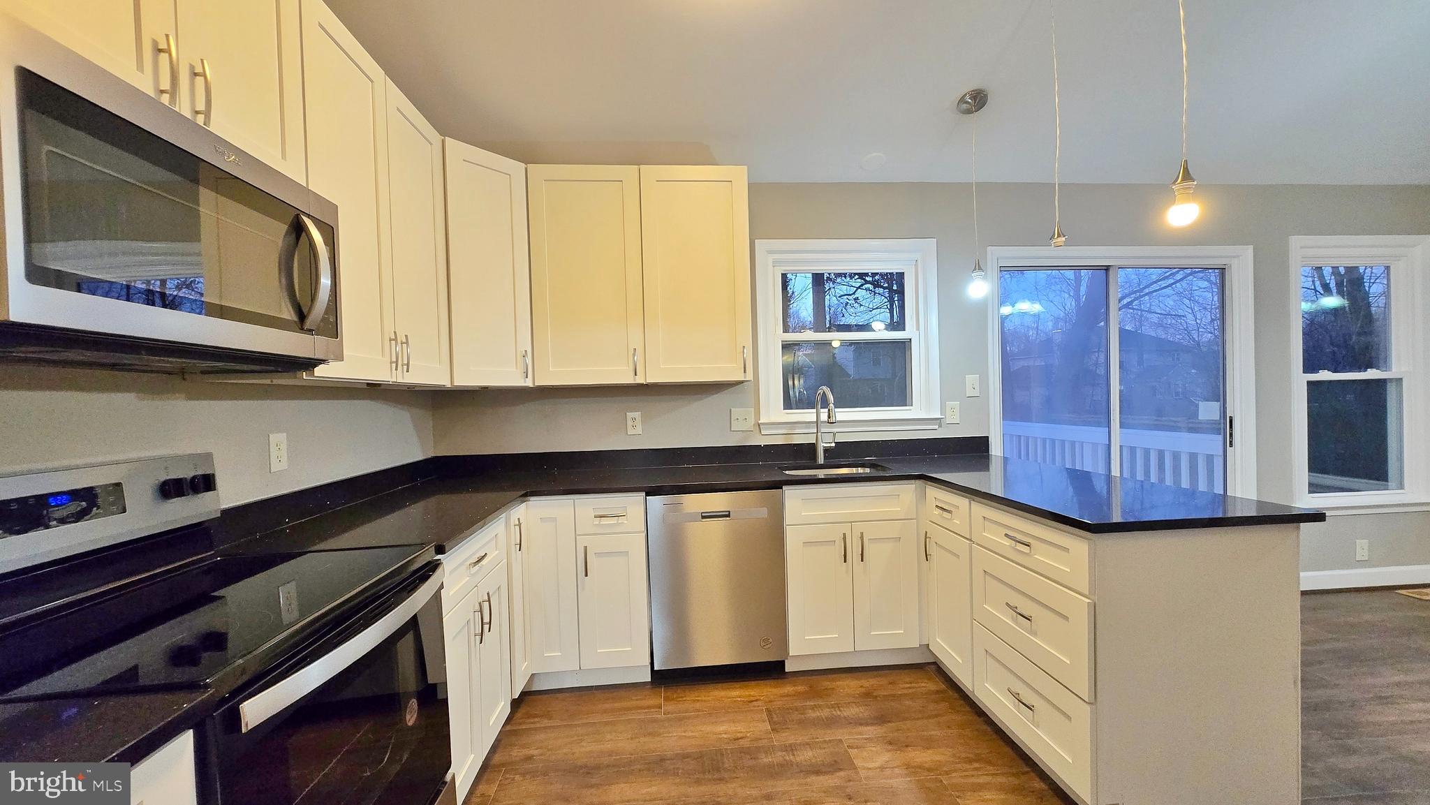 VISTA WOODS - Residential