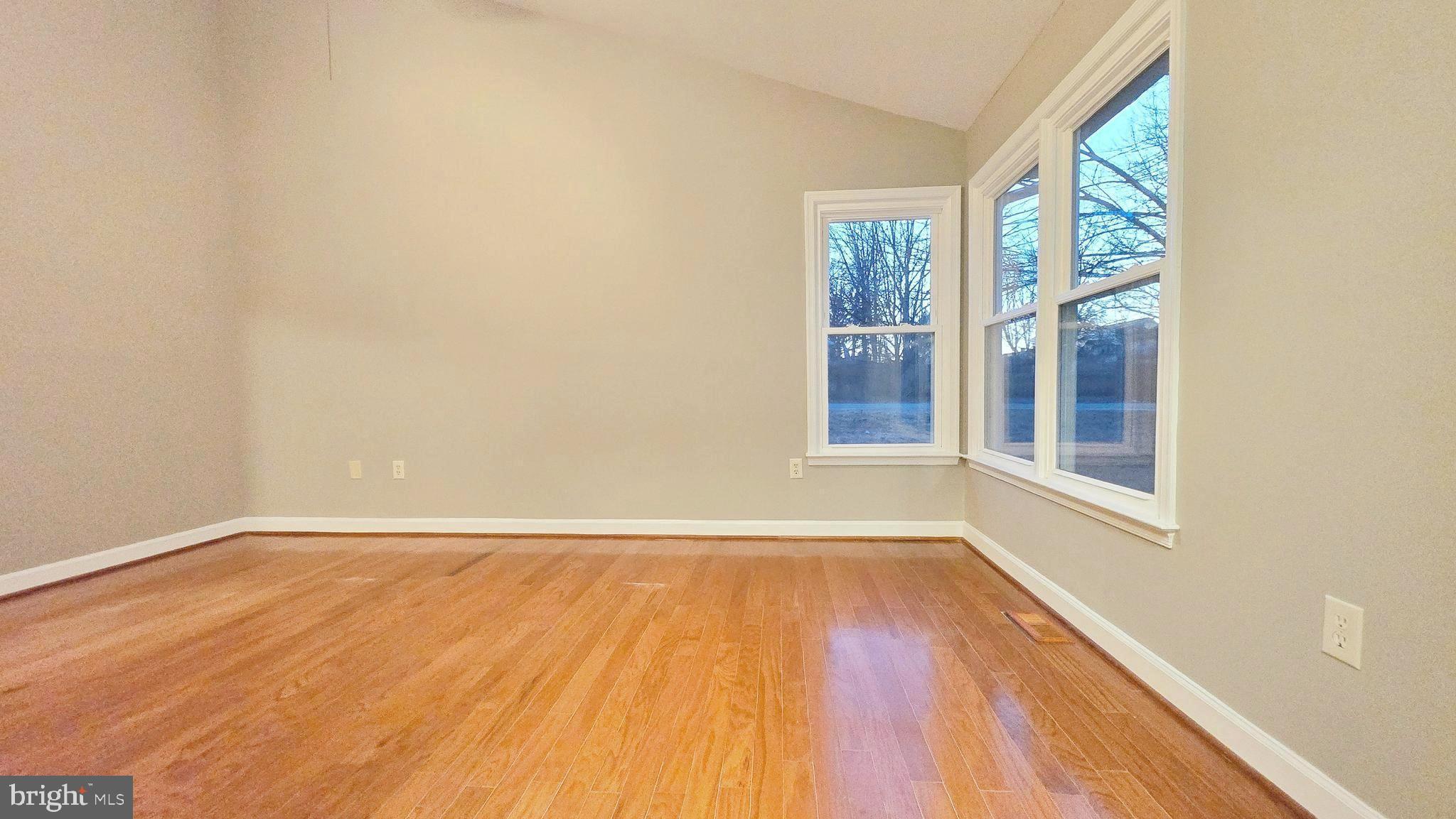 VISTA WOODS - Residential