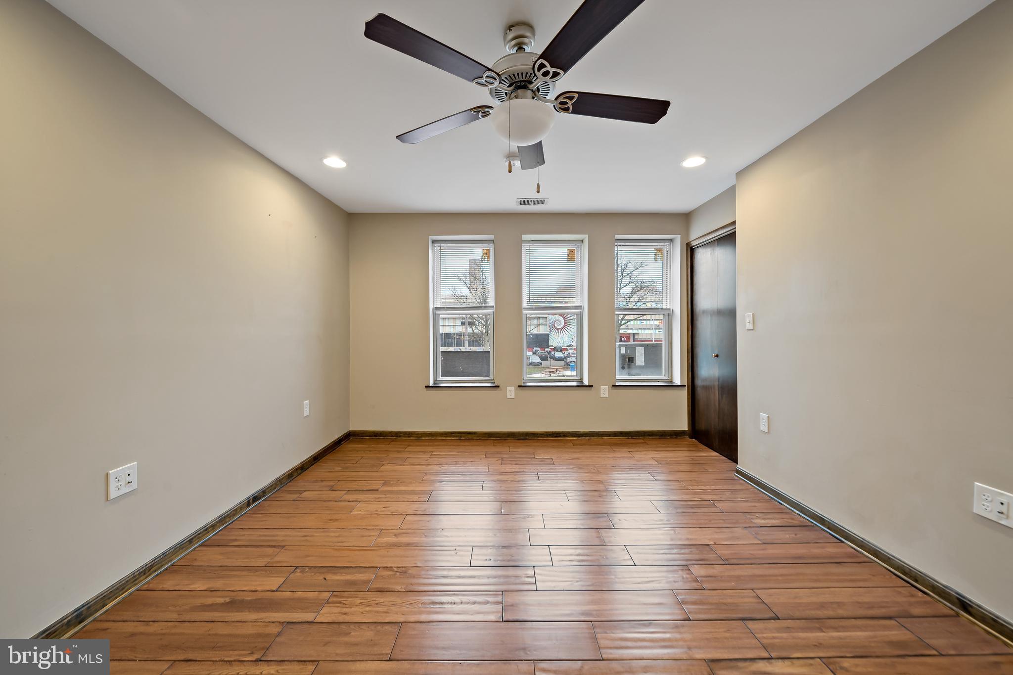 PHILADELPHIA (SOUTH) - Residential Lease