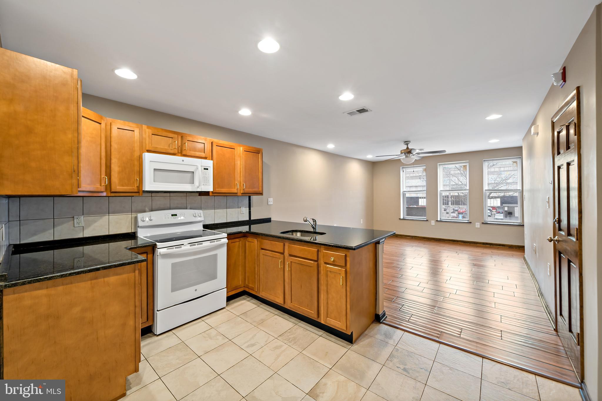 PHILADELPHIA (SOUTH) - Residential Lease