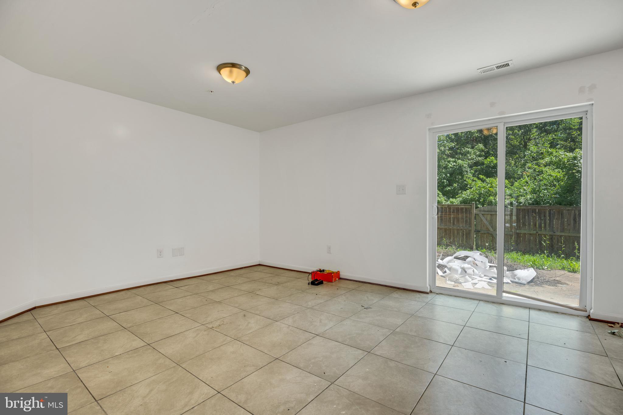 SETON SQUARE - Residential