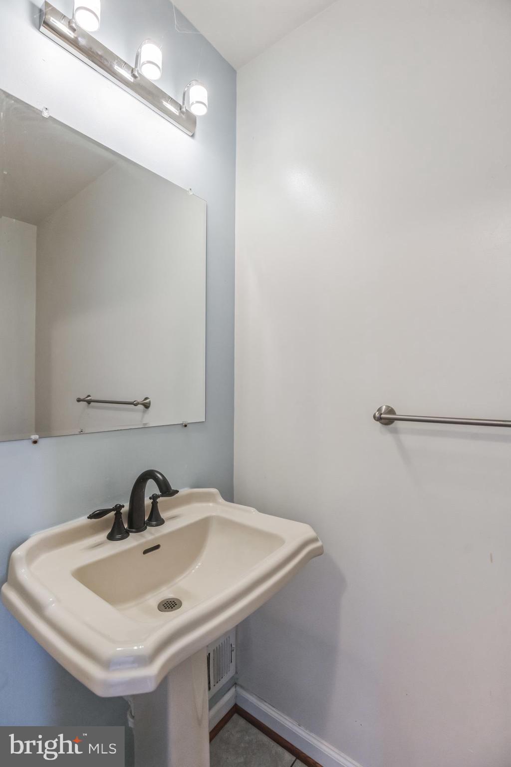 SETON SQUARE - Residential