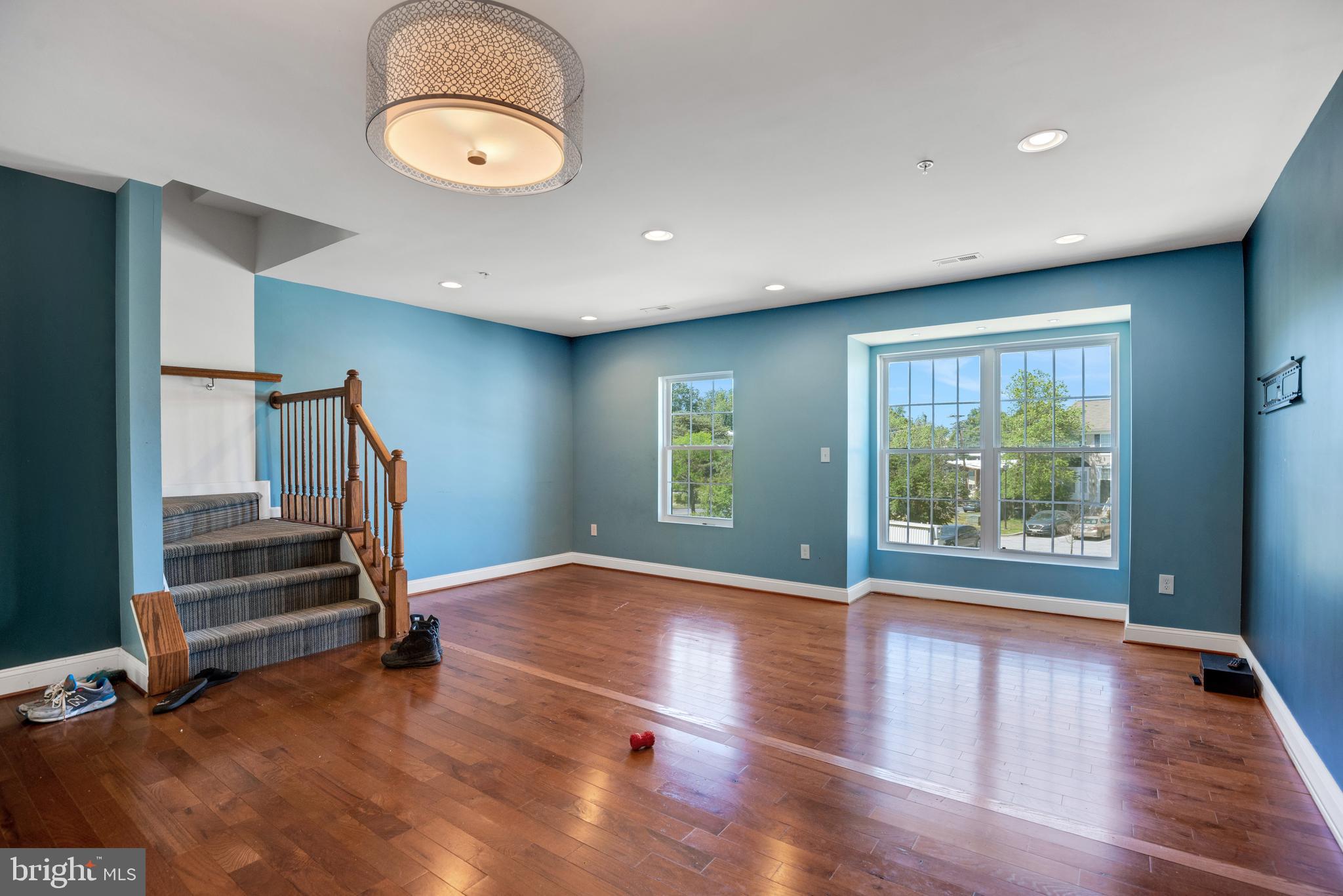 SETON SQUARE - Residential