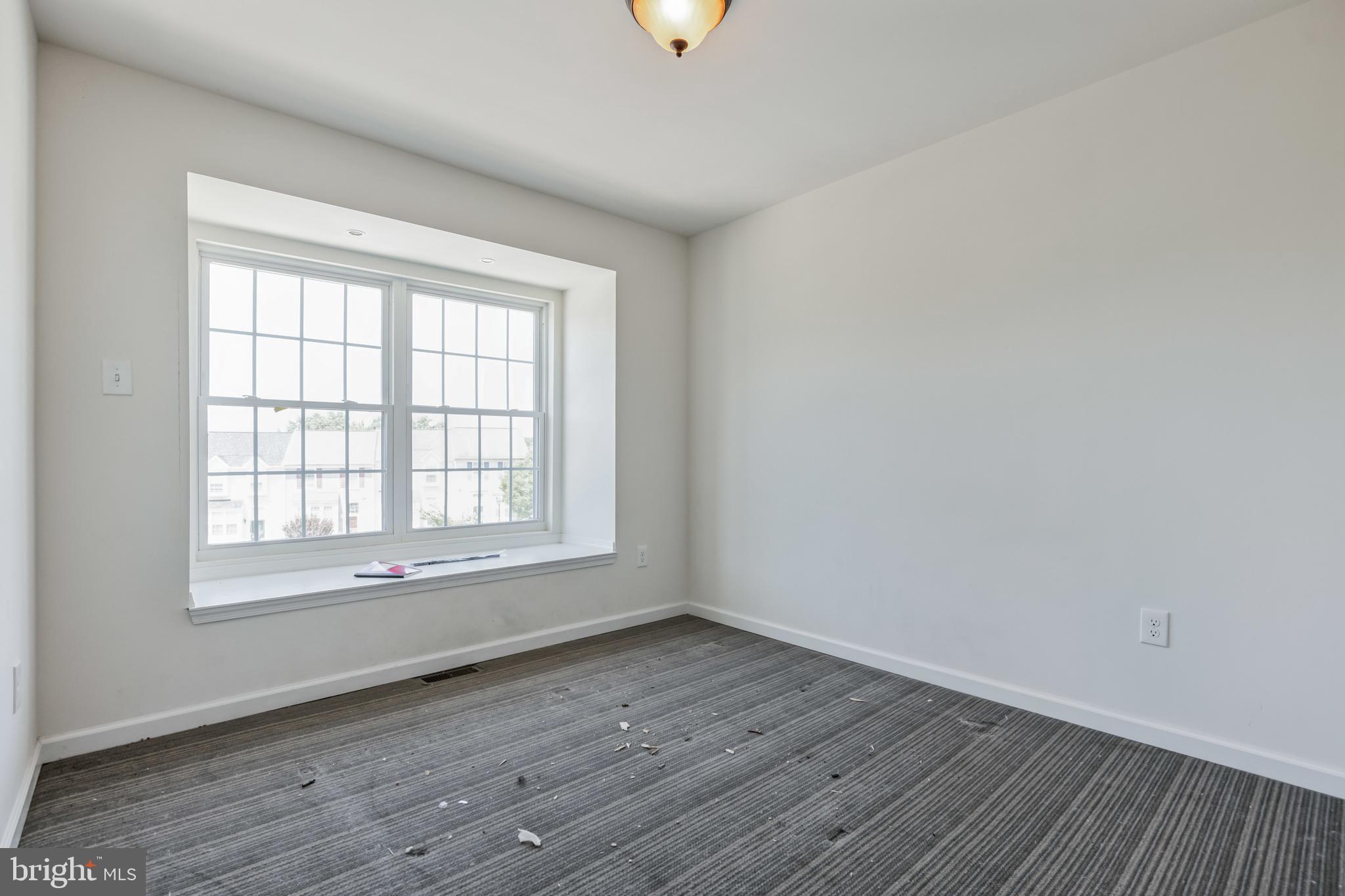 SETON SQUARE - Residential