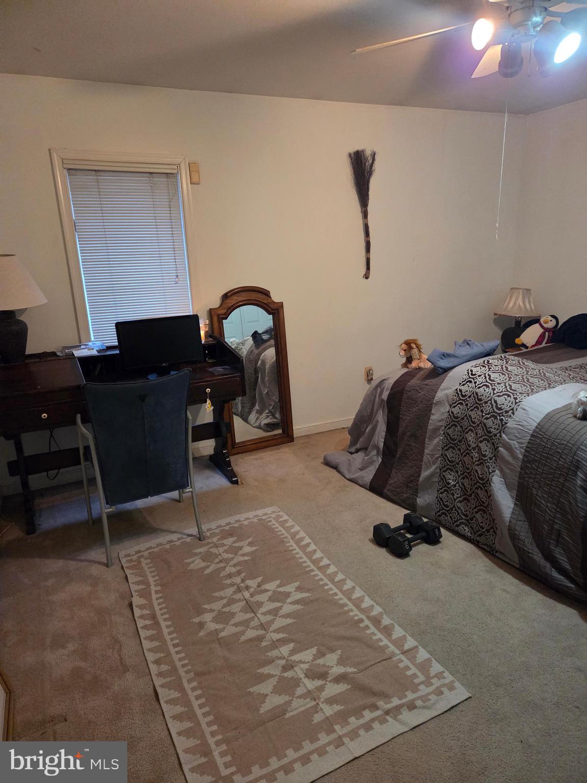 BURNHAM HILLS - Residential Lease