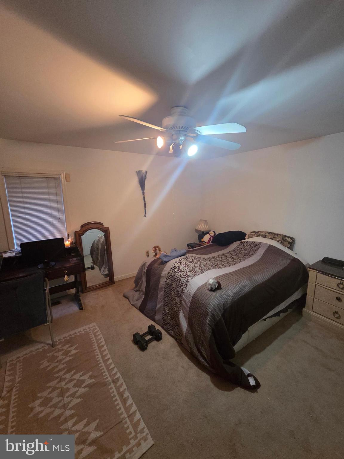 BURNHAM HILLS - Residential Lease