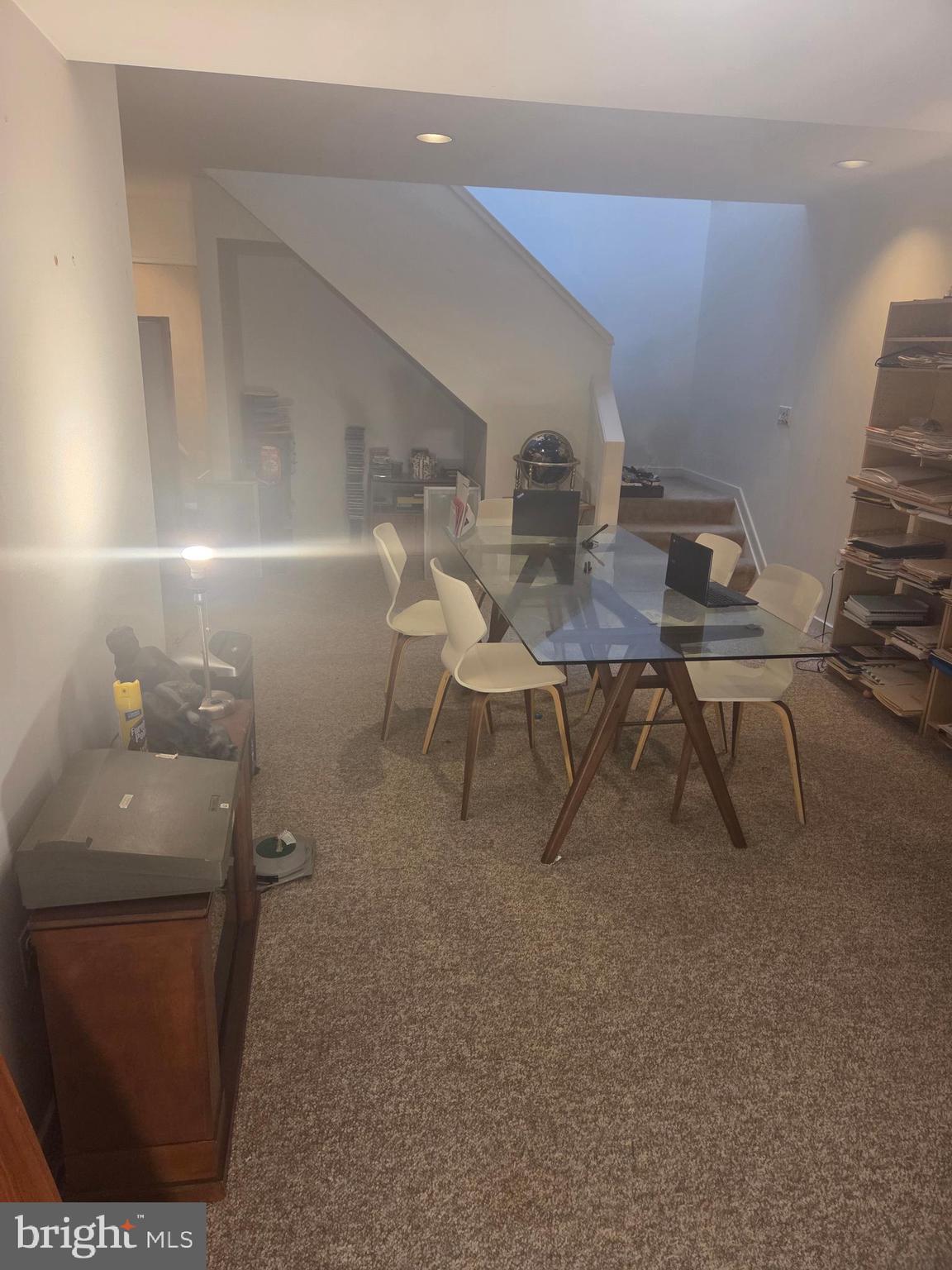 BURNHAM HILLS - Residential Lease