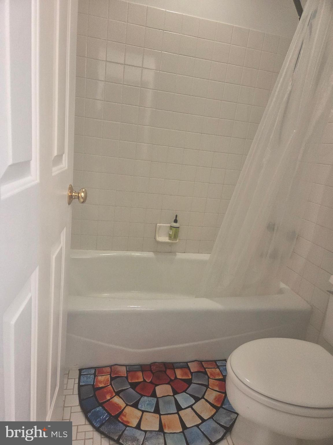 BURNHAM HILLS - Residential Lease