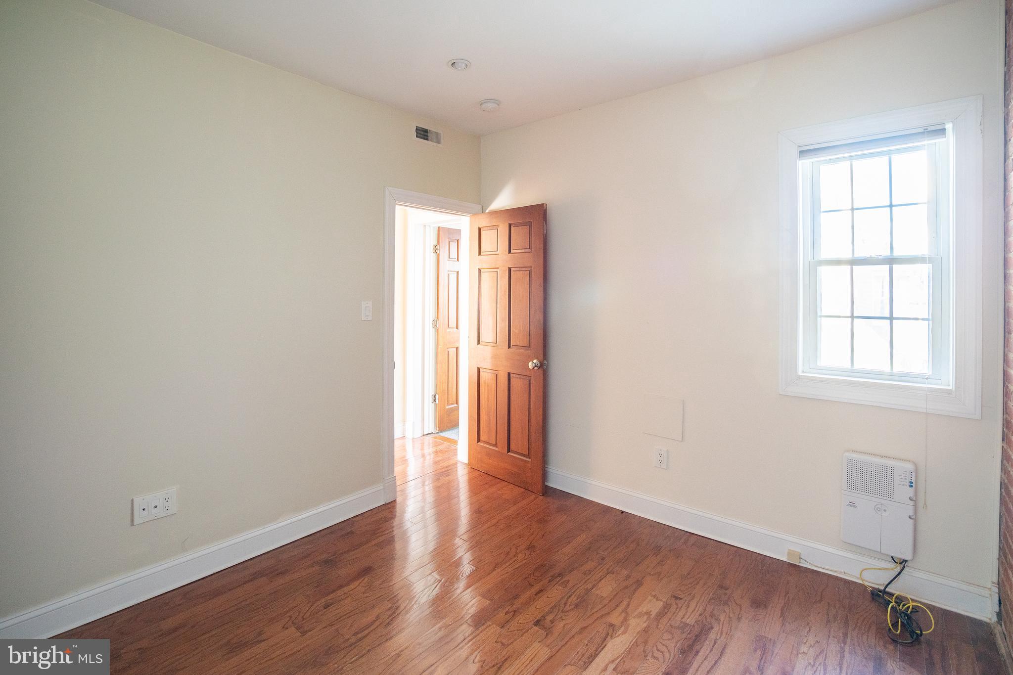 EAST PASSYUNK CROSSING - Residential Lease