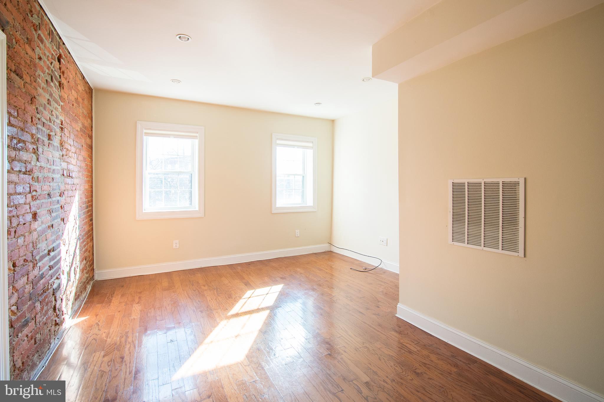 EAST PASSYUNK CROSSING - Residential Lease