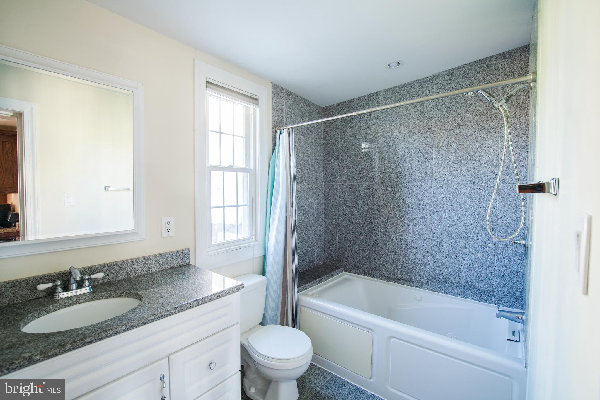 EAST PASSYUNK CROSSING - Residential Lease