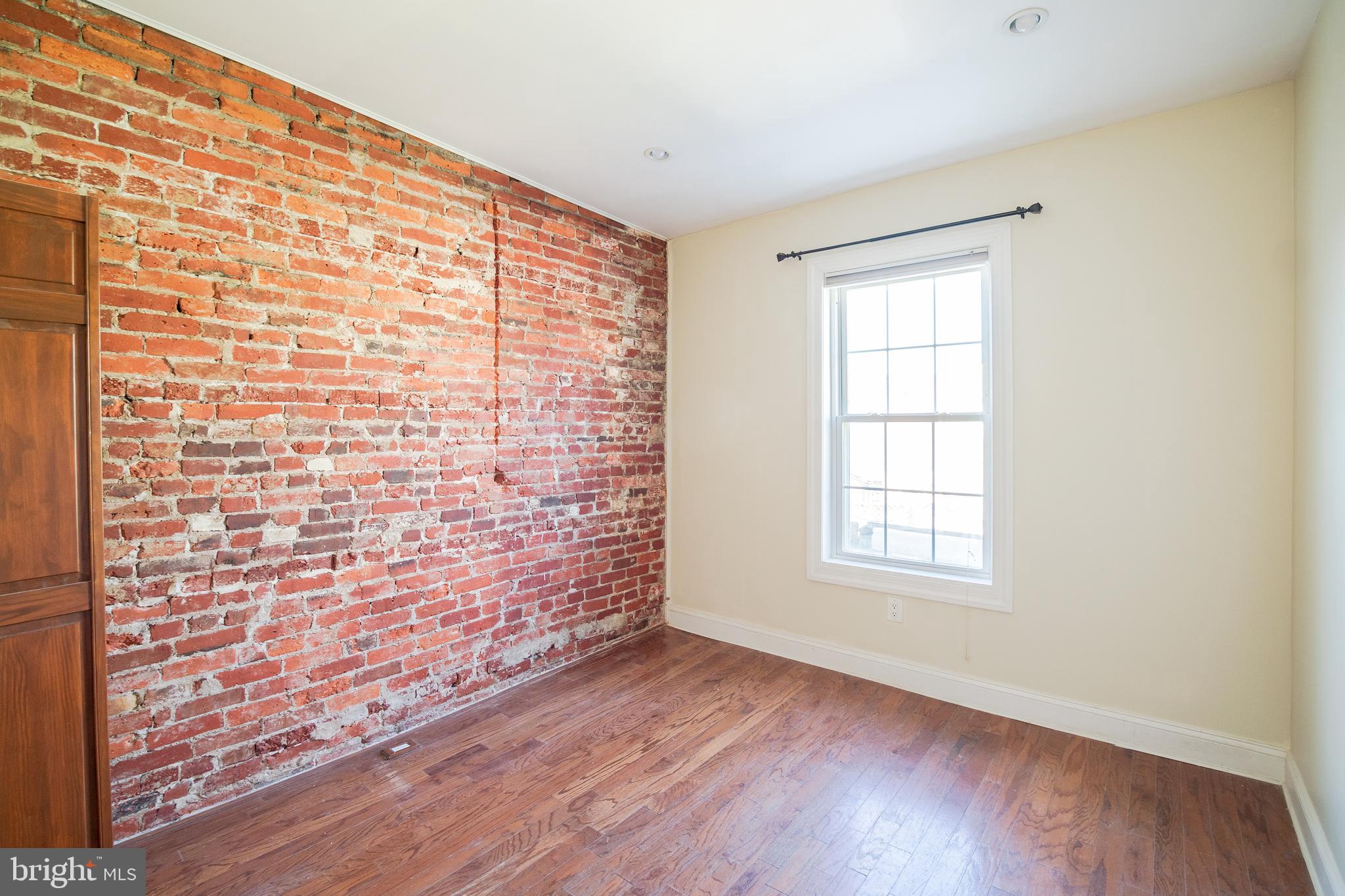 EAST PASSYUNK CROSSING - Residential Lease