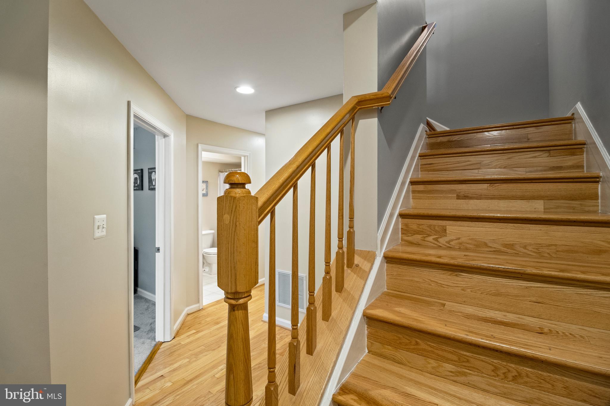 HEARTHSTONE VILLAGE - Residential Lease