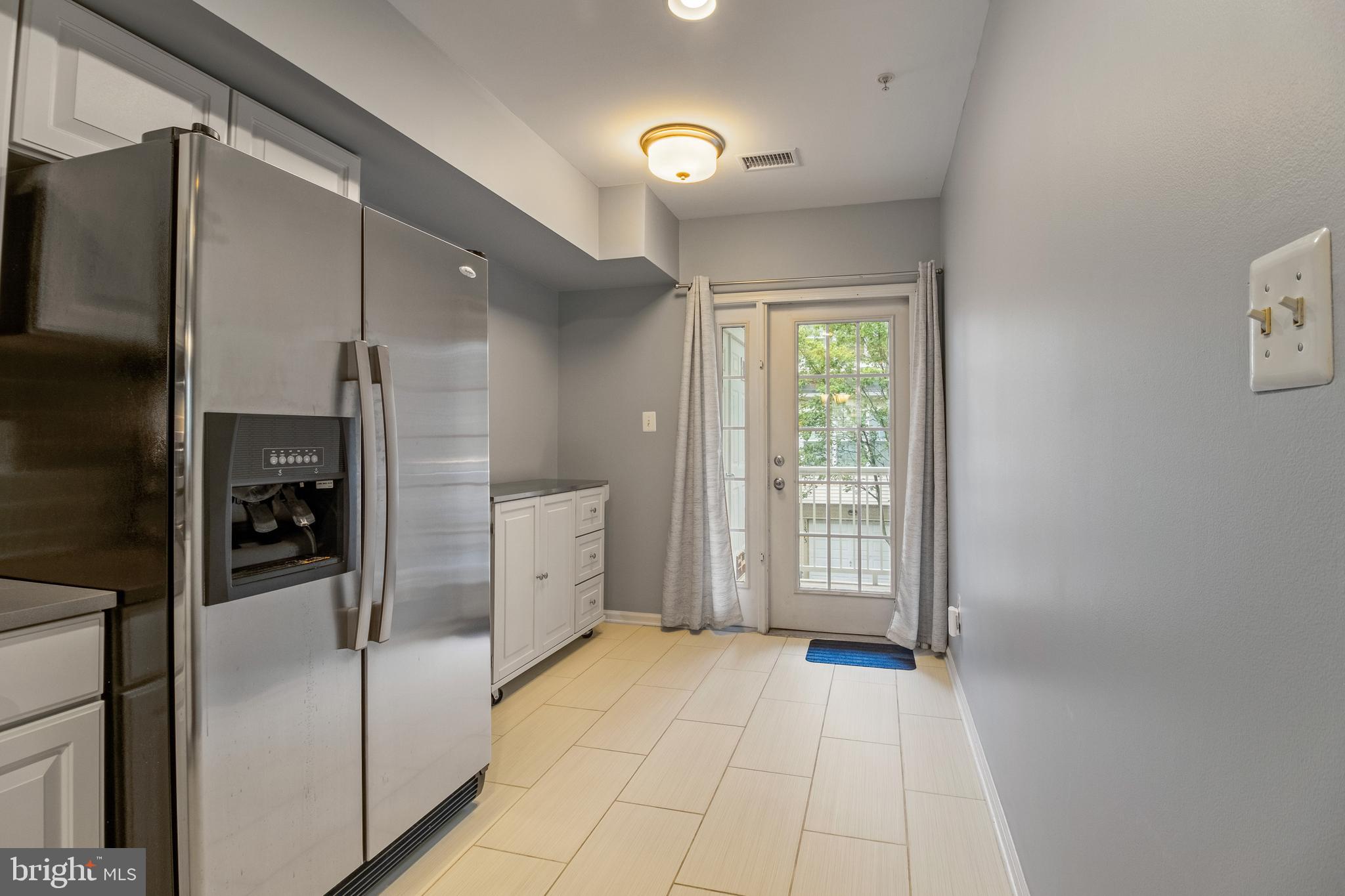 HEARTHSTONE VILLAGE - Residential Lease