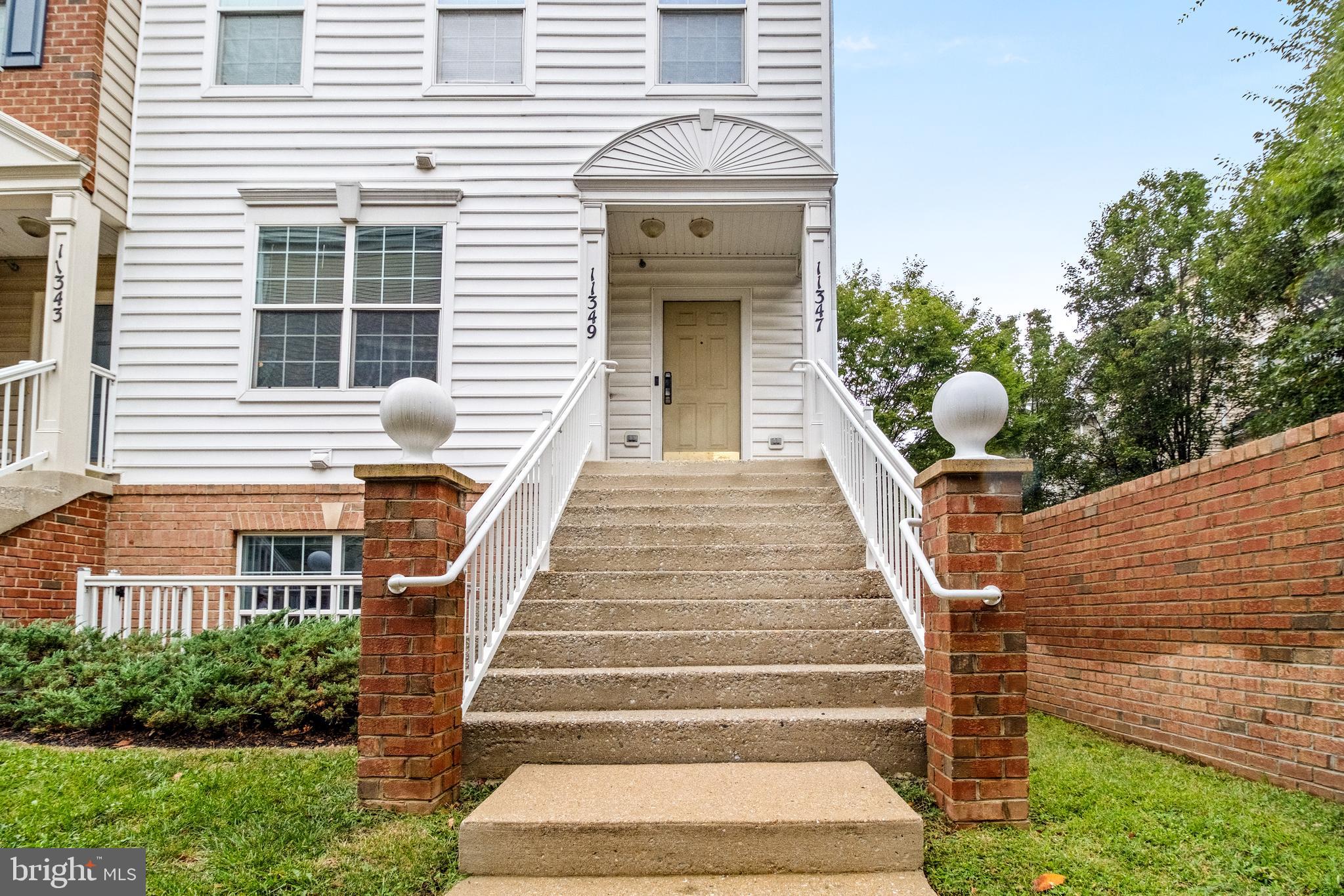 HEARTHSTONE VILLAGE - Residential Lease