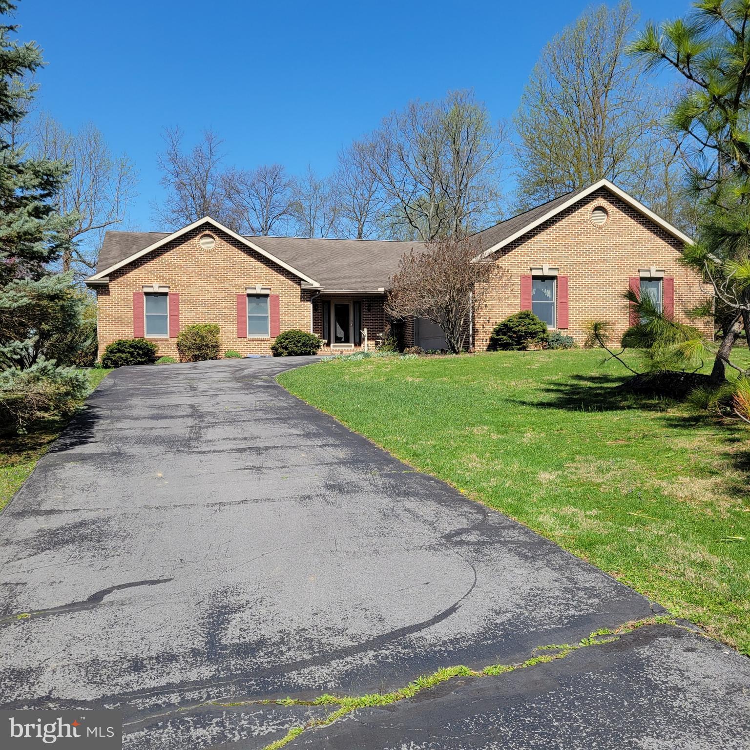 10961 LONGWOOD DRIVE