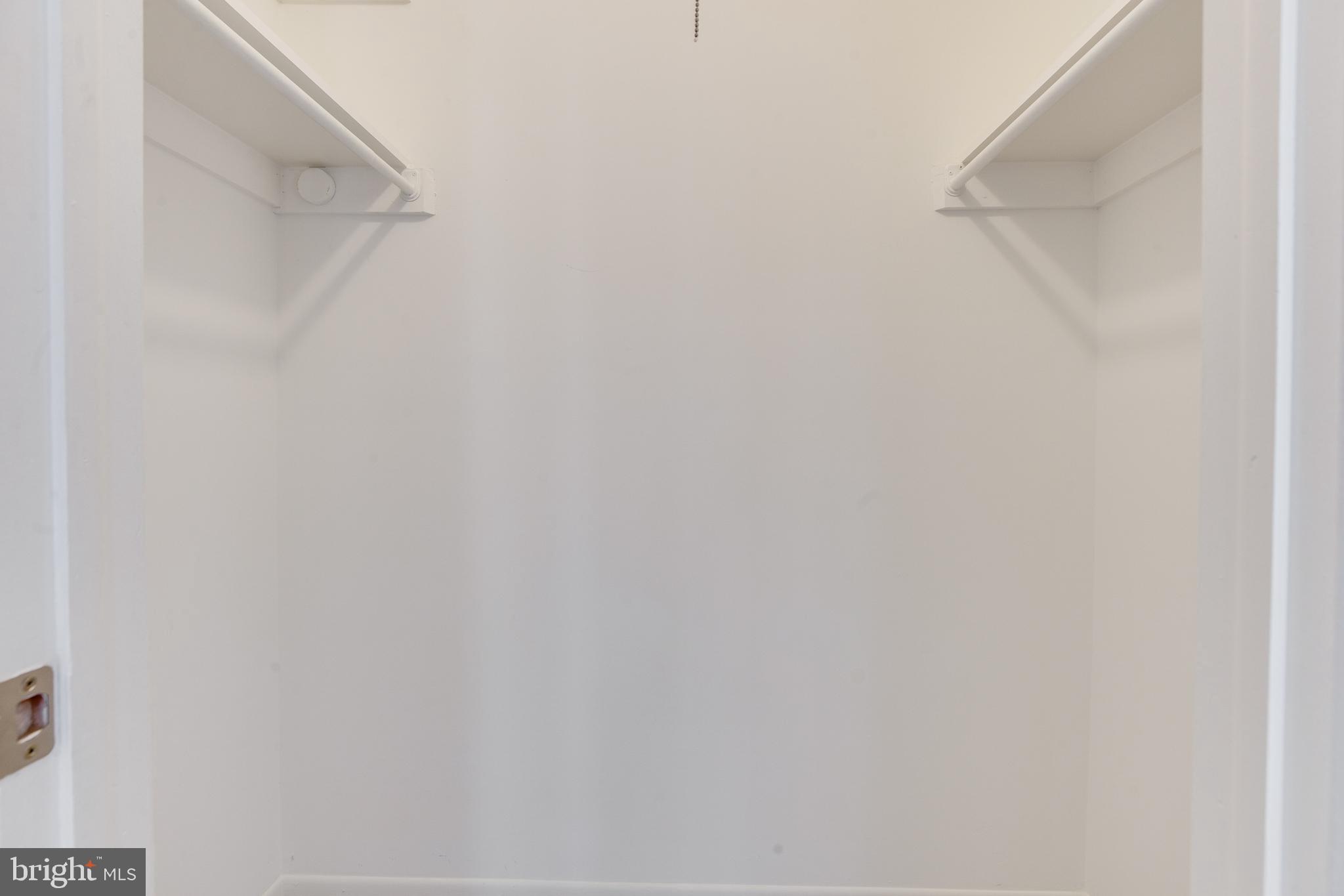 WILLOWBROOK - Residential