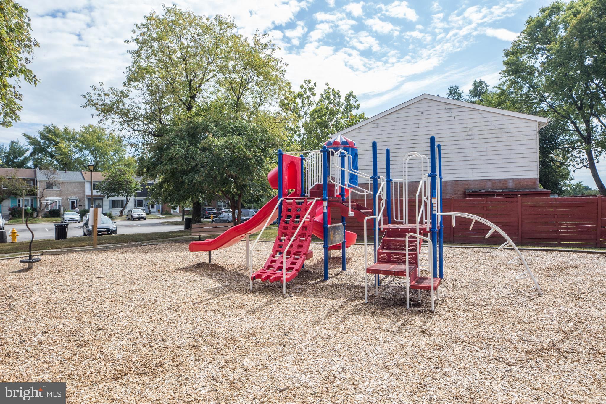 WILLOWBROOK - Residential