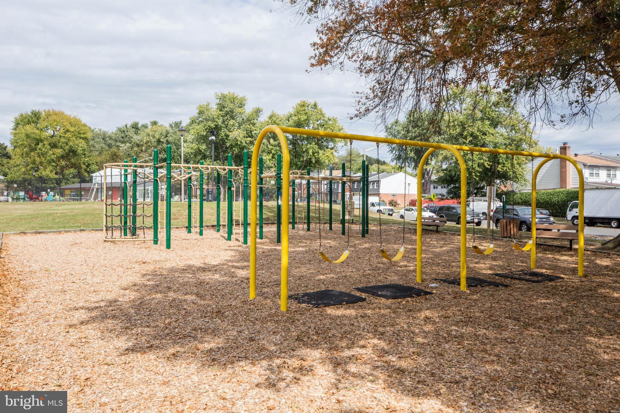 WILLOWBROOK - Residential