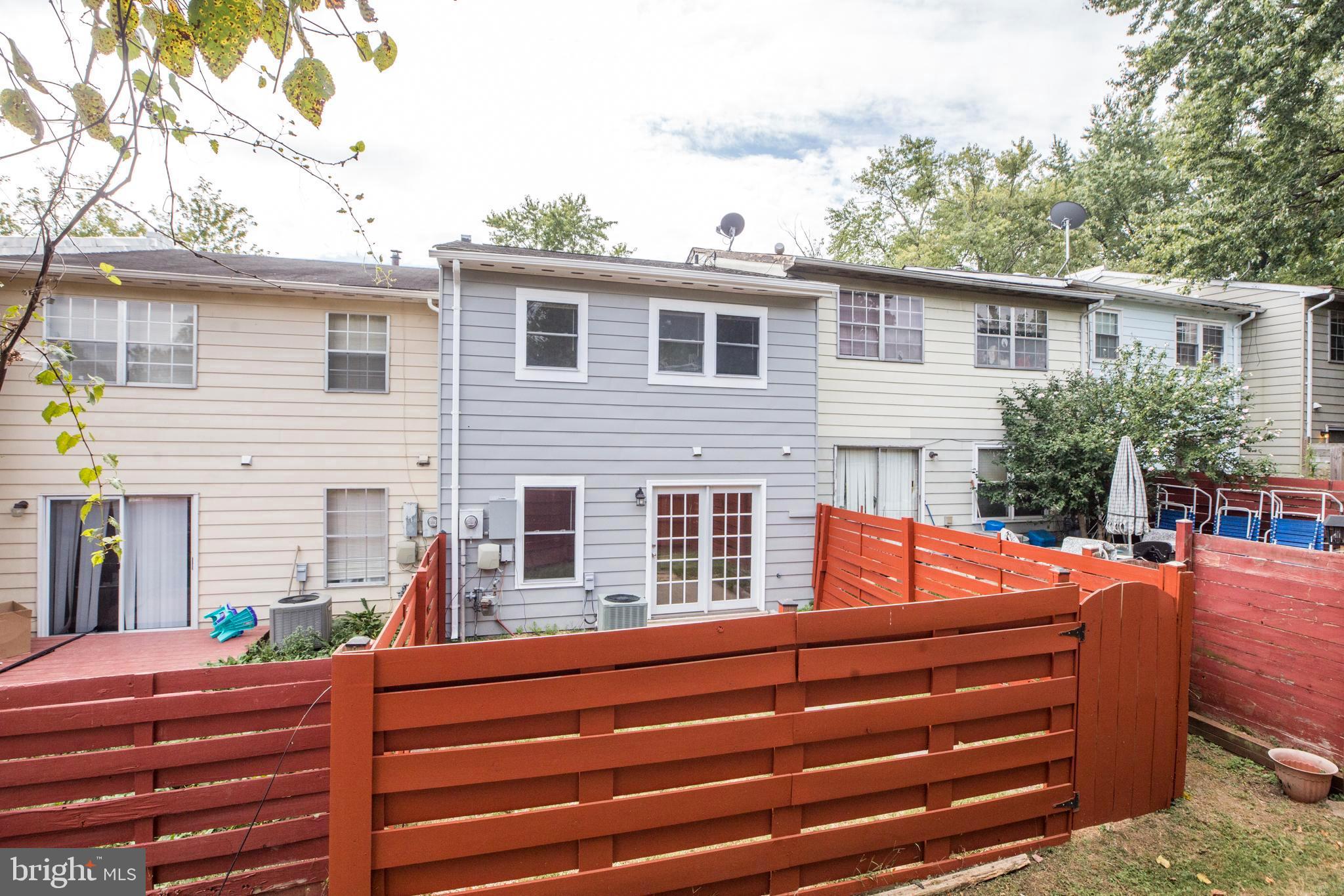 WILLOWBROOK - Residential