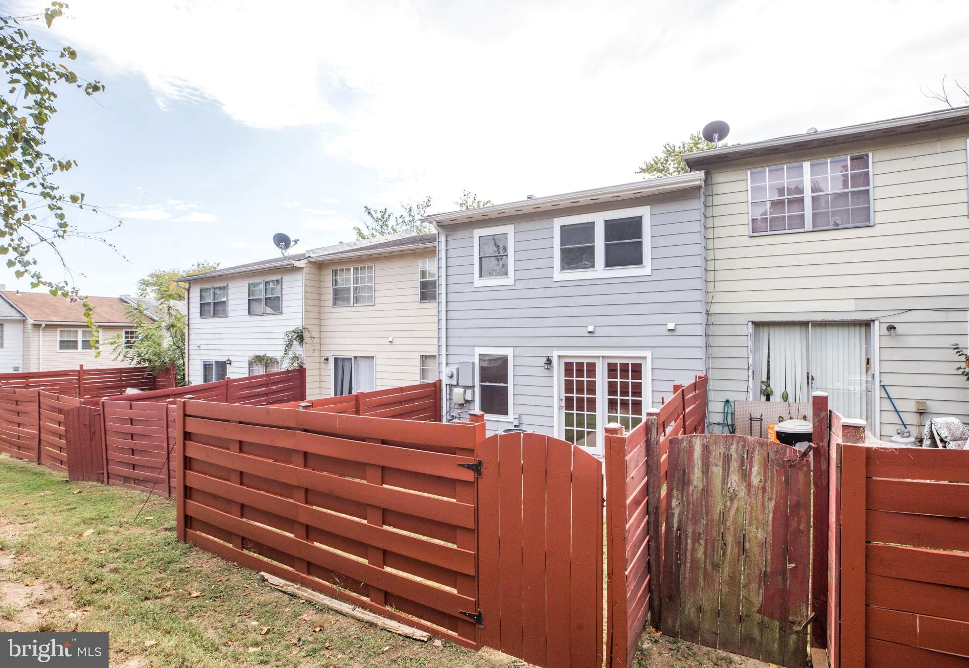 WILLOWBROOK - Residential