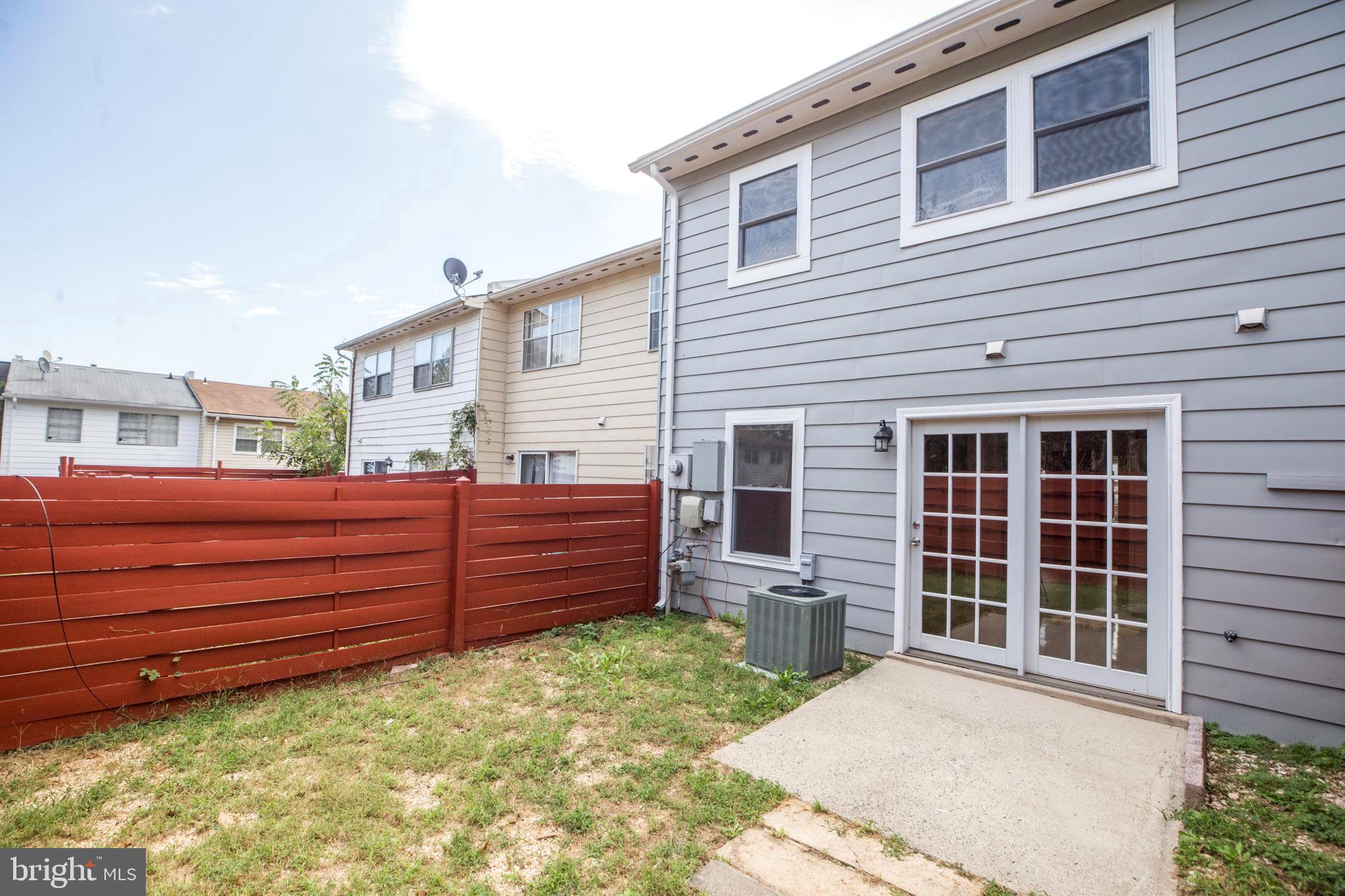 WILLOWBROOK - Residential