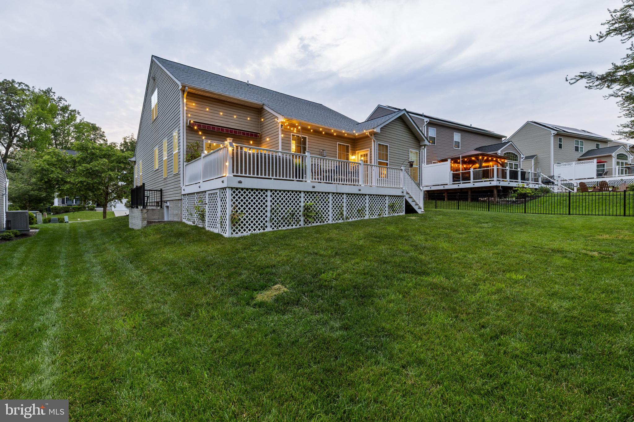 CHARLESTOWN CROSSING - Residential