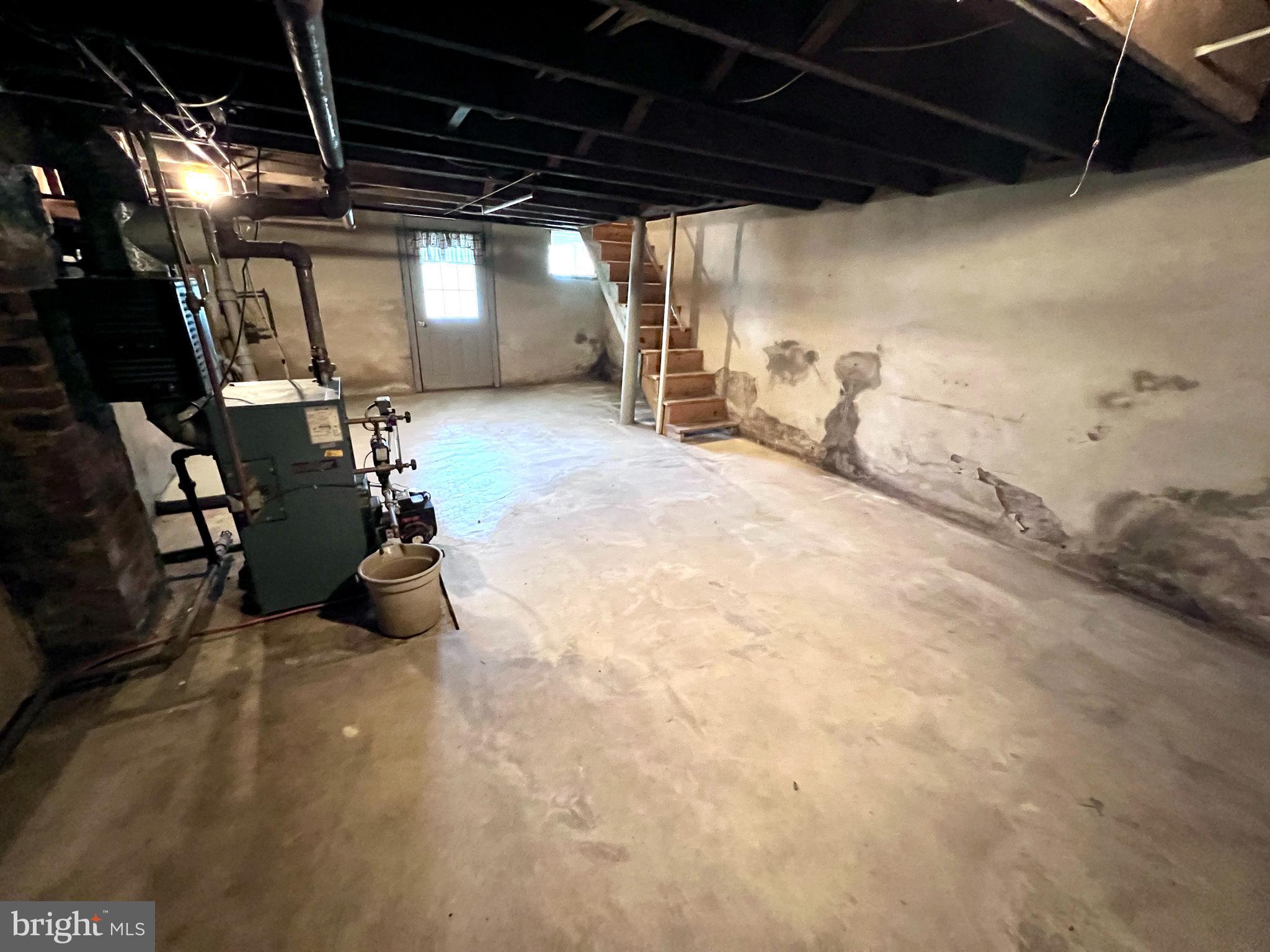 SUMMIT HILL BOROUGH - Residential Lease