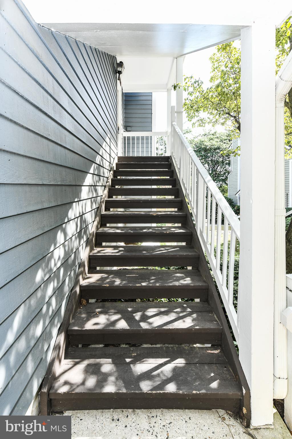 COURTBRIDGE - Residential Lease