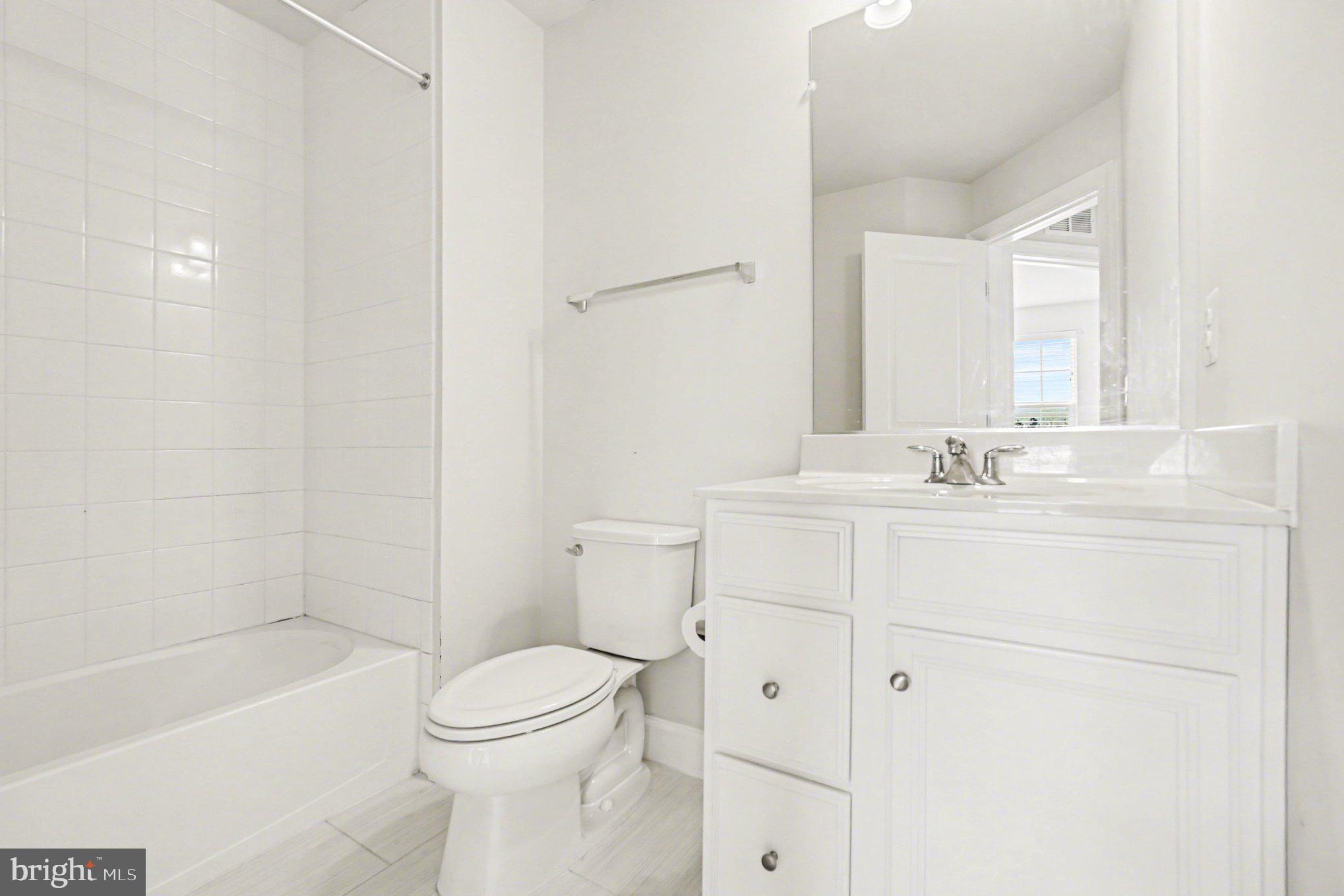 LANDING AT CENTRAL PARK - Residential