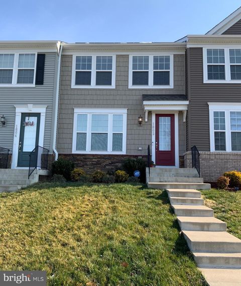 Townhouse For Sale - 1802 Briscoe Lane<br/> FREDERICKSBURG, VA 22401