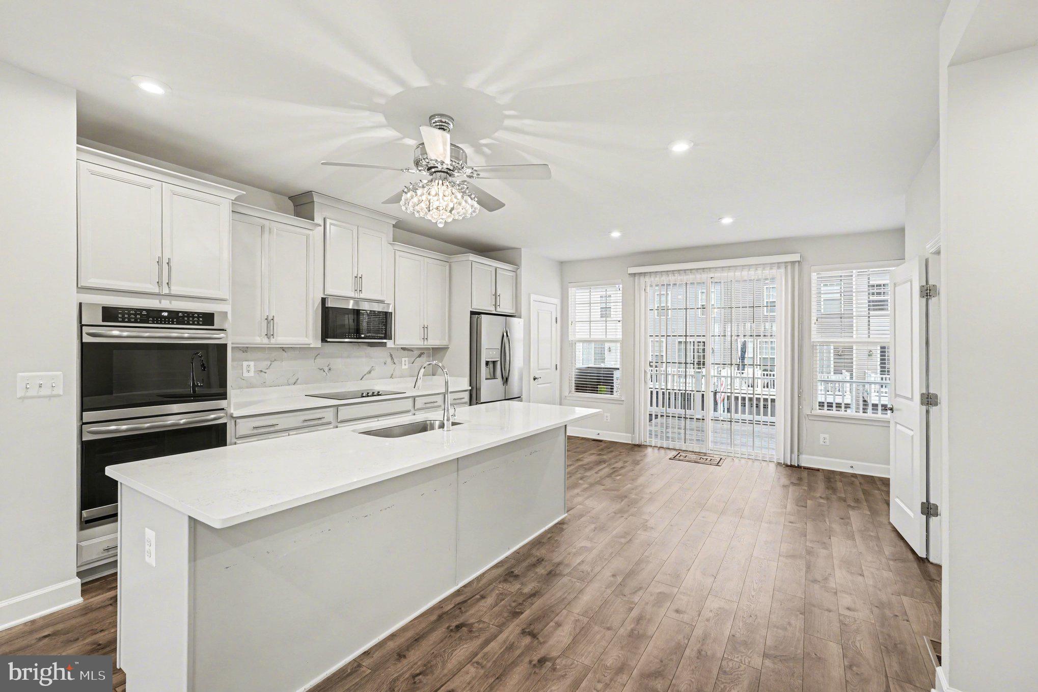 LANDING AT CENTRAL PARK - Residential