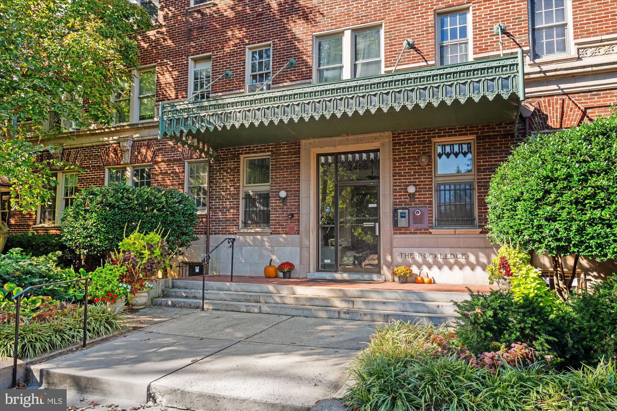 2456 20TH STREET NW 303