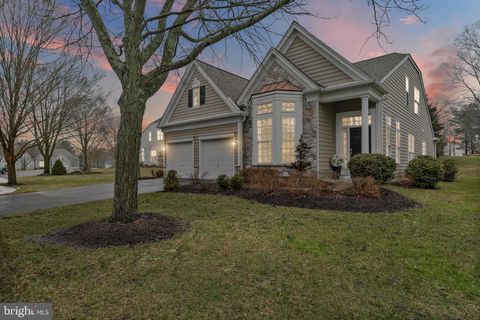 Homes For Sale - 403 Lilac Drive<br/> KENNETT SQUARE, PA 19348