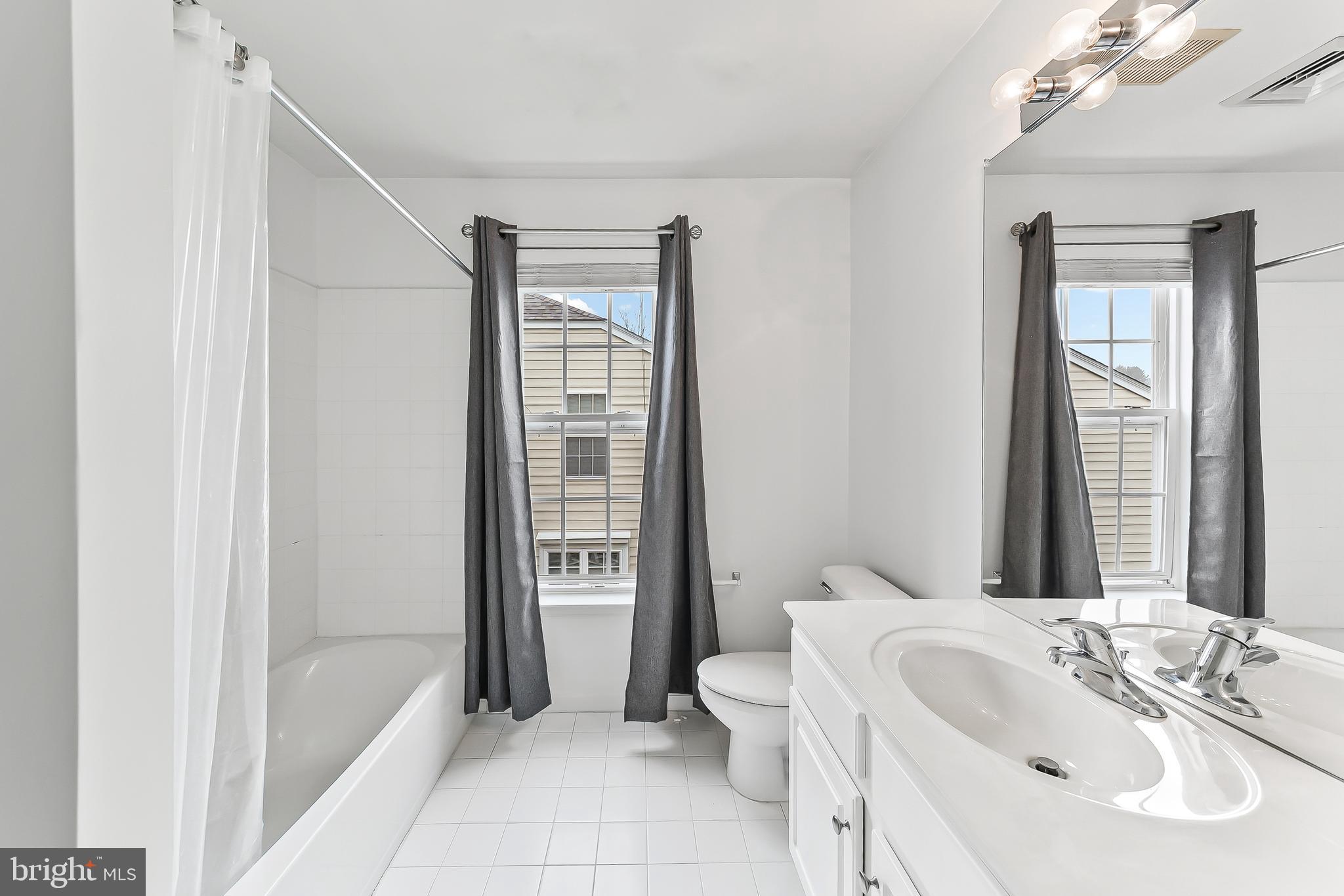 TRADITIONS AT LONG - Residential