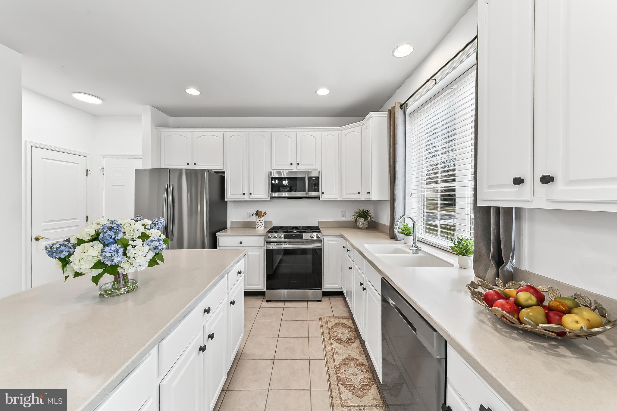 TRADITIONS AT LONG - Residential