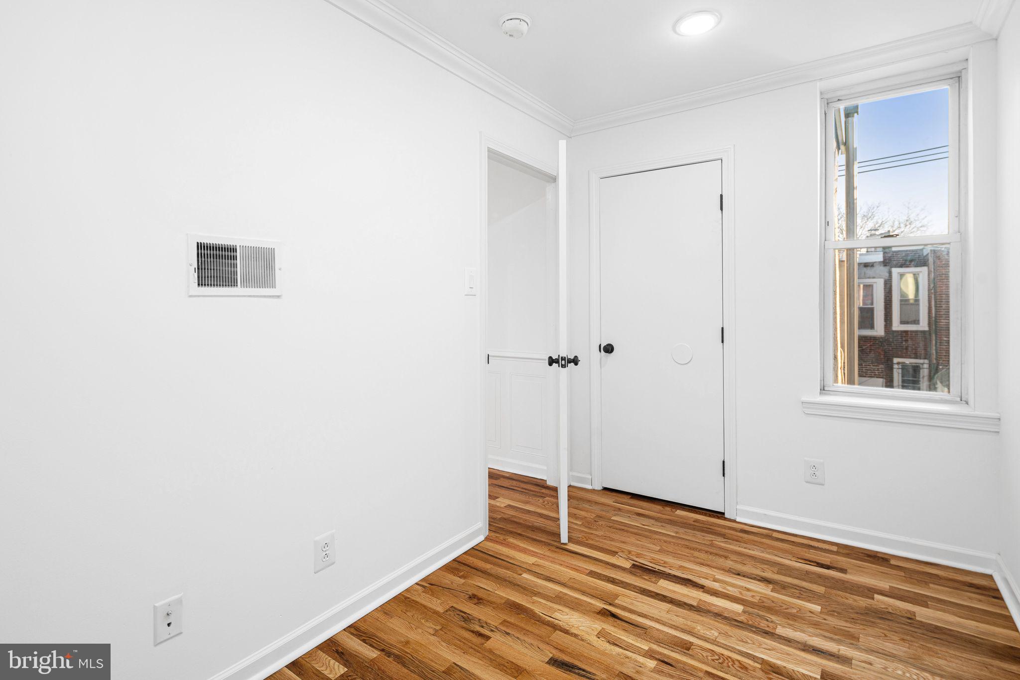 OVERBROOK - Residential